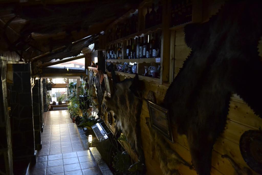 Pension Restaurant Speranta 프레데알 외부 사진