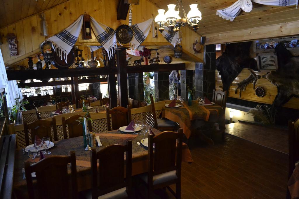 Pension Restaurant Speranta 프레데알 외부 사진